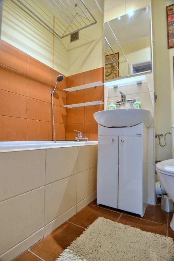 Sloneczny Apartament Grzybowska Warsaw Exterior photo